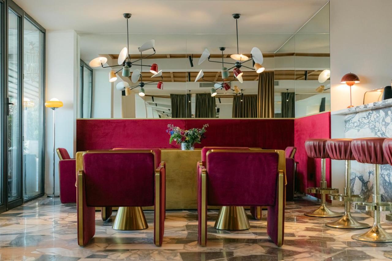 Castor & Pollux Hotel ティビリシ エクステリア 写真