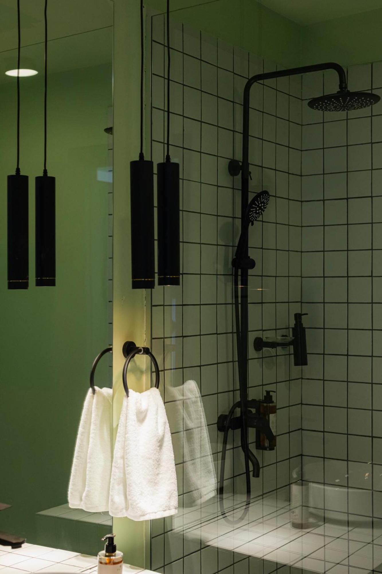 Castor & Pollux Hotel ティビリシ エクステリア 写真